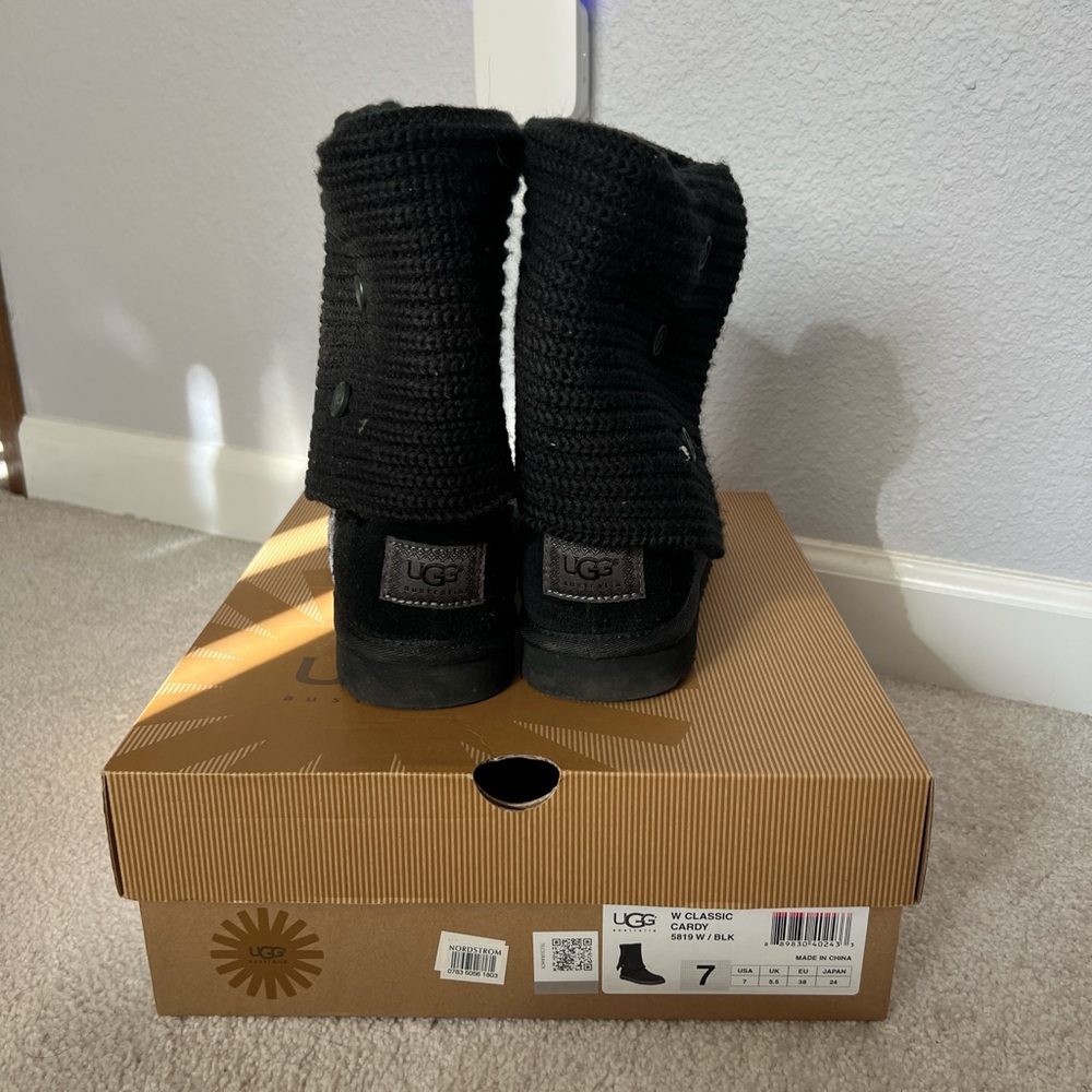 Classic Cardy UGGS